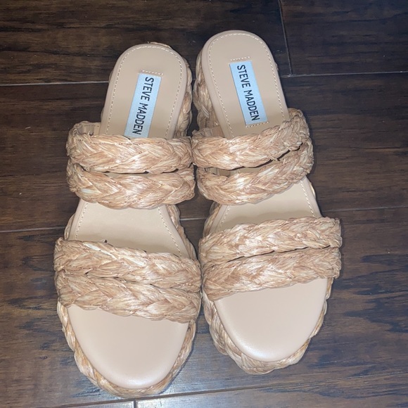 Steve Madden wedges - Picture 3 of 3